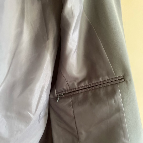 TravelSmith Women's Blue Blazer - Picture 5 of 5